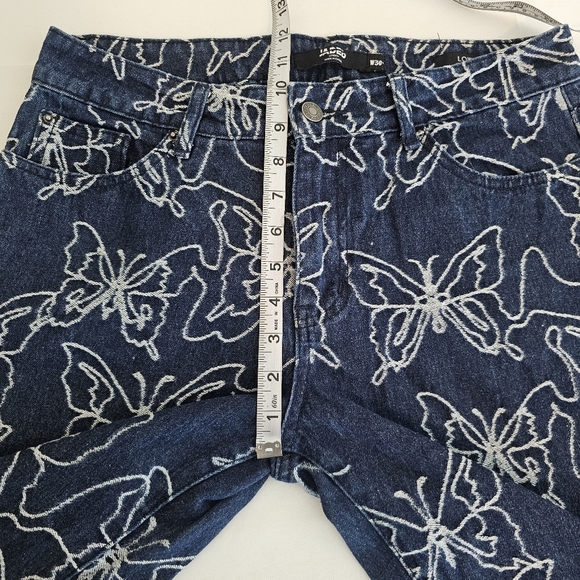 Jaded London W30 Low Rise Butterfly Embossed Denim Boyfriend Jeans - Picture 10 of 12